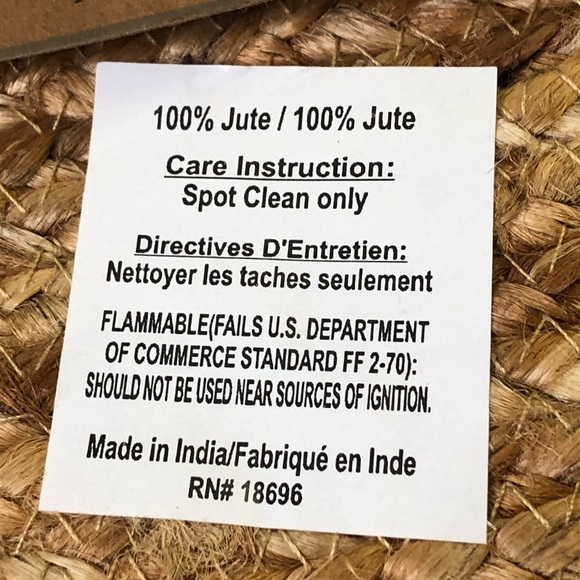 Woof & Co Set of 2 Pet Bowl Mats Welcome Mats - Picture 4 of 4